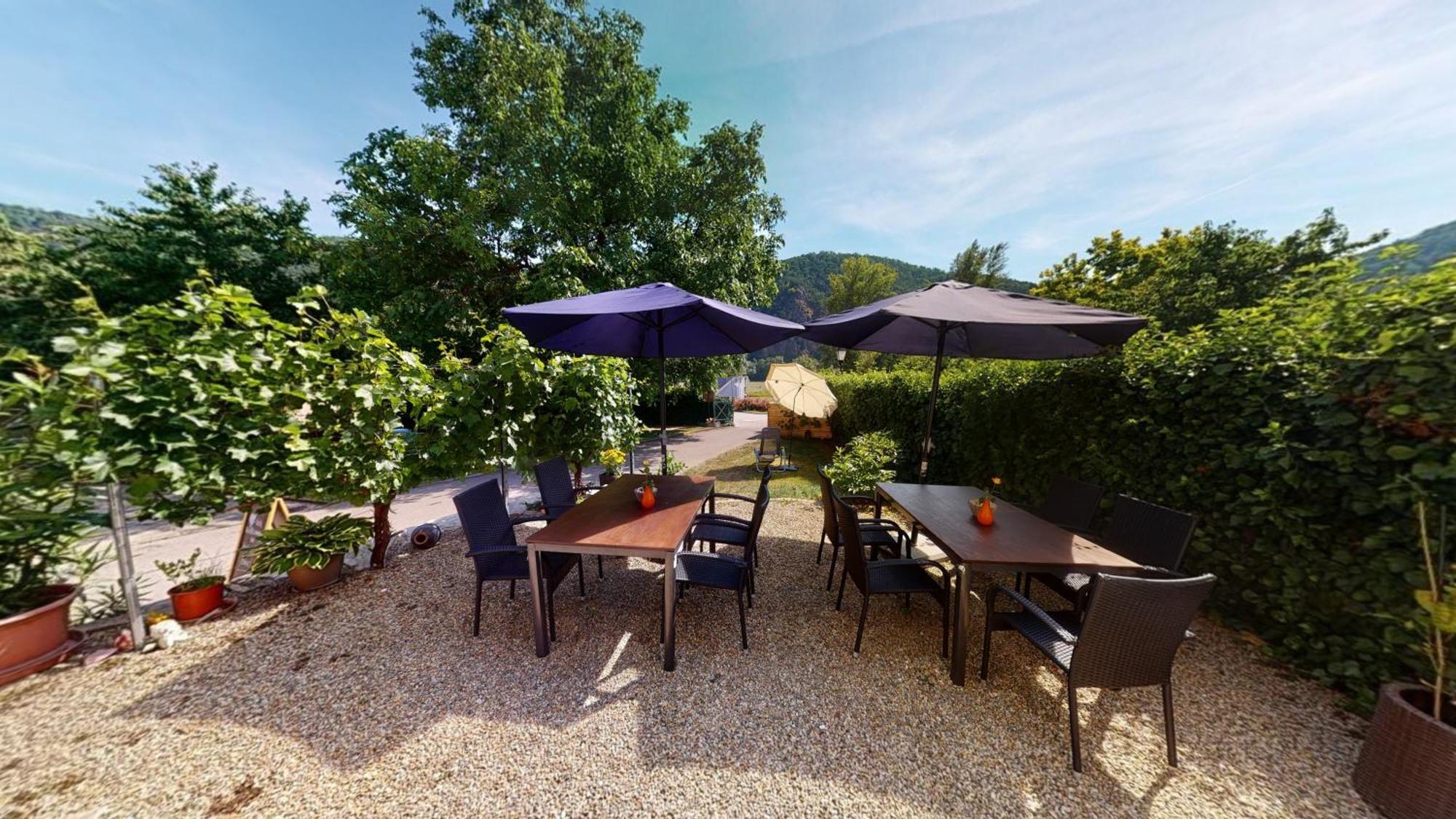 Weingut Baeuerl Apartment Duernstein Exterior photo